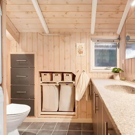 Semesterbostad 8568-grenaa-fridavej-44 *